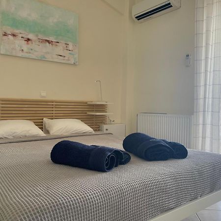 Seafront Lovely House - Kat'S Rentals Loútsa エクステリア 写真