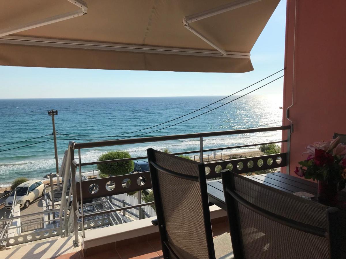Seafront Lovely House - Kat'S Rentals Loútsa エクステリア 写真